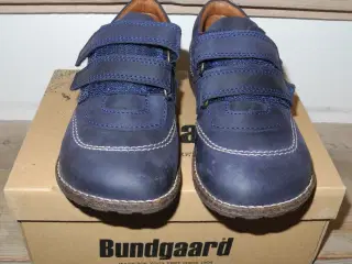 Helt nye blå Bundgaard sko med velkrolukning