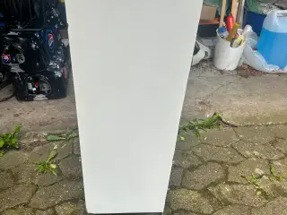 Garage reol i hvid. 2 hylder