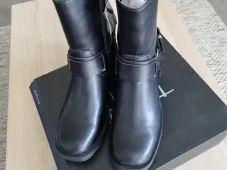 Duffy 71-62801 Bikerstøvle sort læder str 37