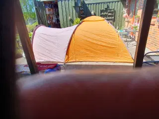 Skal du til festival el. andet, her er 2 telte.