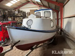 Kutter med Vippetrailer
