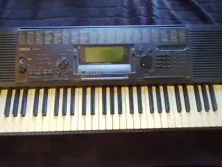 Yamaha - Keyboard
