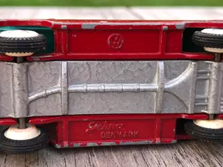 TEKNO...VW TYPE 2 DEN RØDE LØBER 