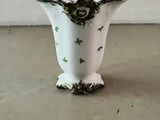 Vase - porcelæn.