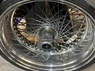 bredt egerhjul 260/40/18 til softail med bagskærm 