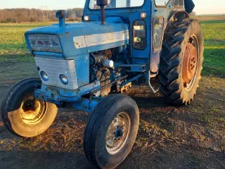 Ford 4000