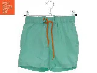 Badebukser med krokodillemotiv fra Lupilu (str. 116)