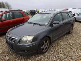 PERSONBIL, TOYOT