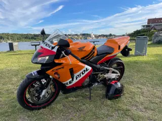 Honda CBR 600 RR - Repsol Edition