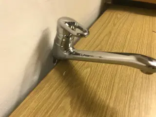 Blandingsbatteri til køkkenvask