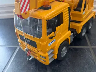 Bruder kranbil