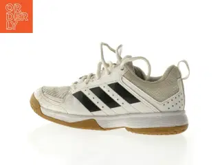 Tennis sko fra Adidas (str. 32)