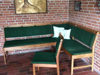 Hjørnebænk til spisekrog