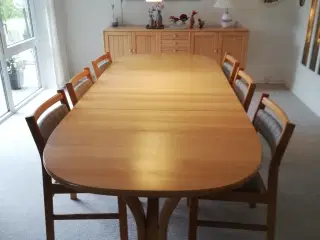 Massift bøgebord