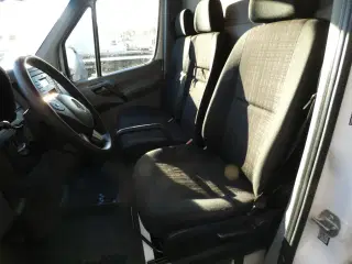 Mercedes-Benz Sprinter 211 AUT, 2,1 CDI R2 114HK Van