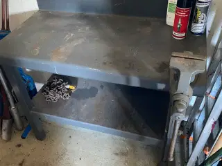 Svejsebord med skruestik