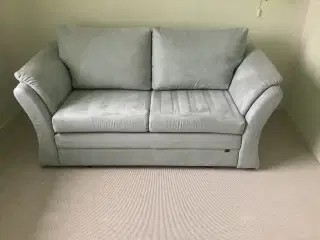 Sovesofa 2 Per. Udslået 140 X 200 cm brugt men pæn