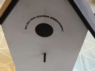 Gibbernakker hus med indhold