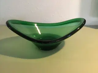 Ovalt grønt glasfad