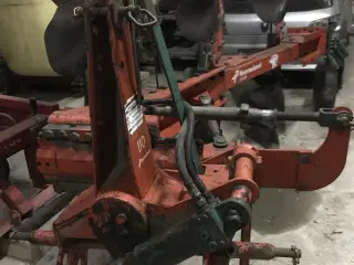 Kvernland 3 fuet vende plov