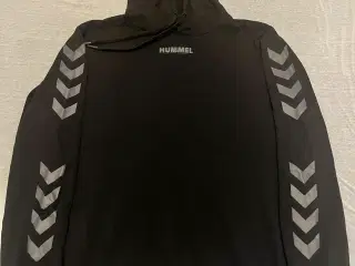 Hættetrøje fra Hummel 
