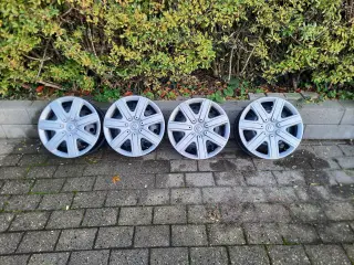 Stålfælge med hjulkapsler til Renault Captur 1