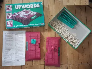 Upwords Brætspil - Scrabble