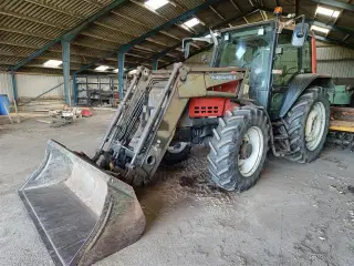 Valtra 6750 frontlæsser, skovl, storsækkeløfter og betonvægtklods