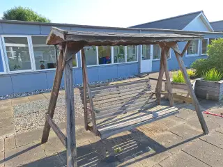Hængesofa i træ