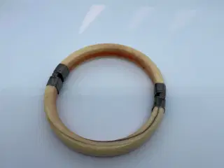 Elfenbensarmbånd