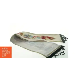 Broderet klokkestreng med blomster (str. 80 cm)