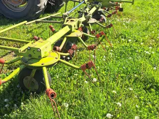 Claas volto 870