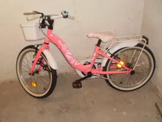 Lyserød pige cykel