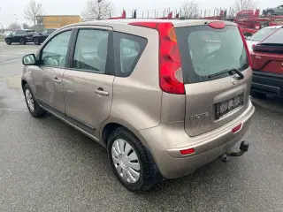 Nissan Note 1,6 16V Tekna 110HK 5d Aut.