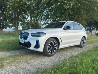 BMW iX3  Charged M-Sport
