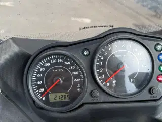 Kawasaki Er6-F