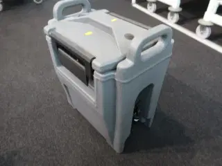 Termobeholder CAMBRO Camtainer