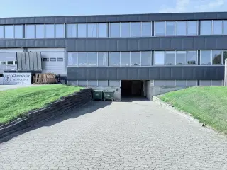 Dit nye værksted og lager med mulighed for 100m2 ekstra