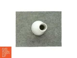 Lille vase (str. 15 X 7 cm)