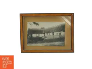 Indrammet sort-hvid fotografi (str. 20x14,5 cm)