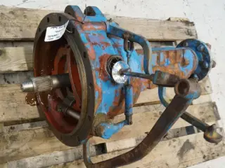 Ford 4000 Lår R.H.