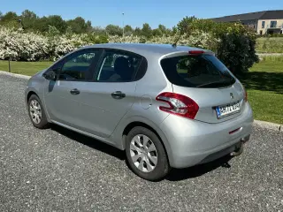 FRISK NYSYNET Peugeot 208 1.0 Benzin 2013 Lav Km T