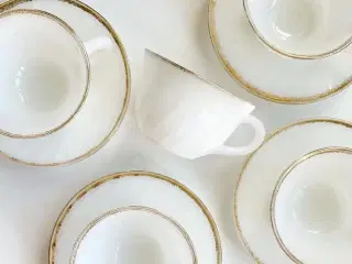 Amerikansk FireKing, swirl m guld, pr. sæt