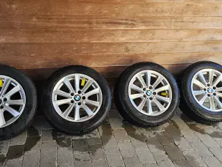 BMW originale 17" fælge med vinterdæk – Michelin