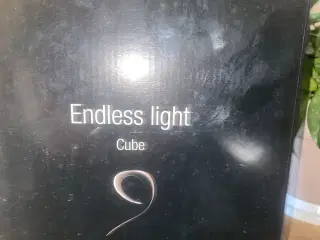 Endless Light Cube