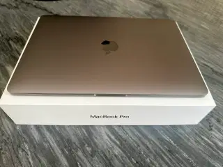 Apple MacBook Pro 13”
