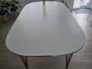 Spisestuemøbler