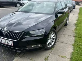 Skoda Superb 1,4 TSi 150 Active Combi
