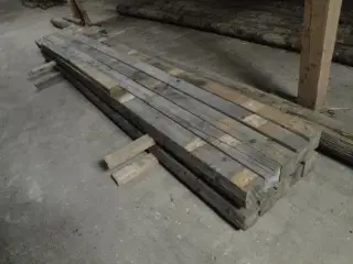 Tømmer stolper 100 x 100