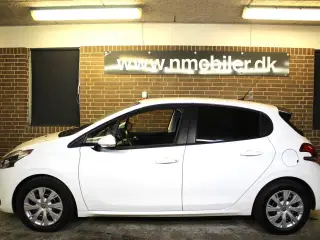 Peugeot 208 1,2 VTi 82 Strike